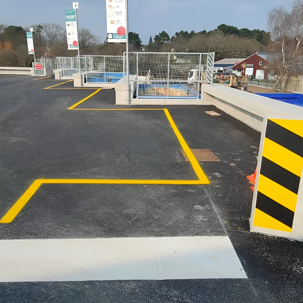 Ams Signal Marquage Au Sol A Kervignac Pres De Lorient Marquage Au Sol Et Mobilier Urbain 1